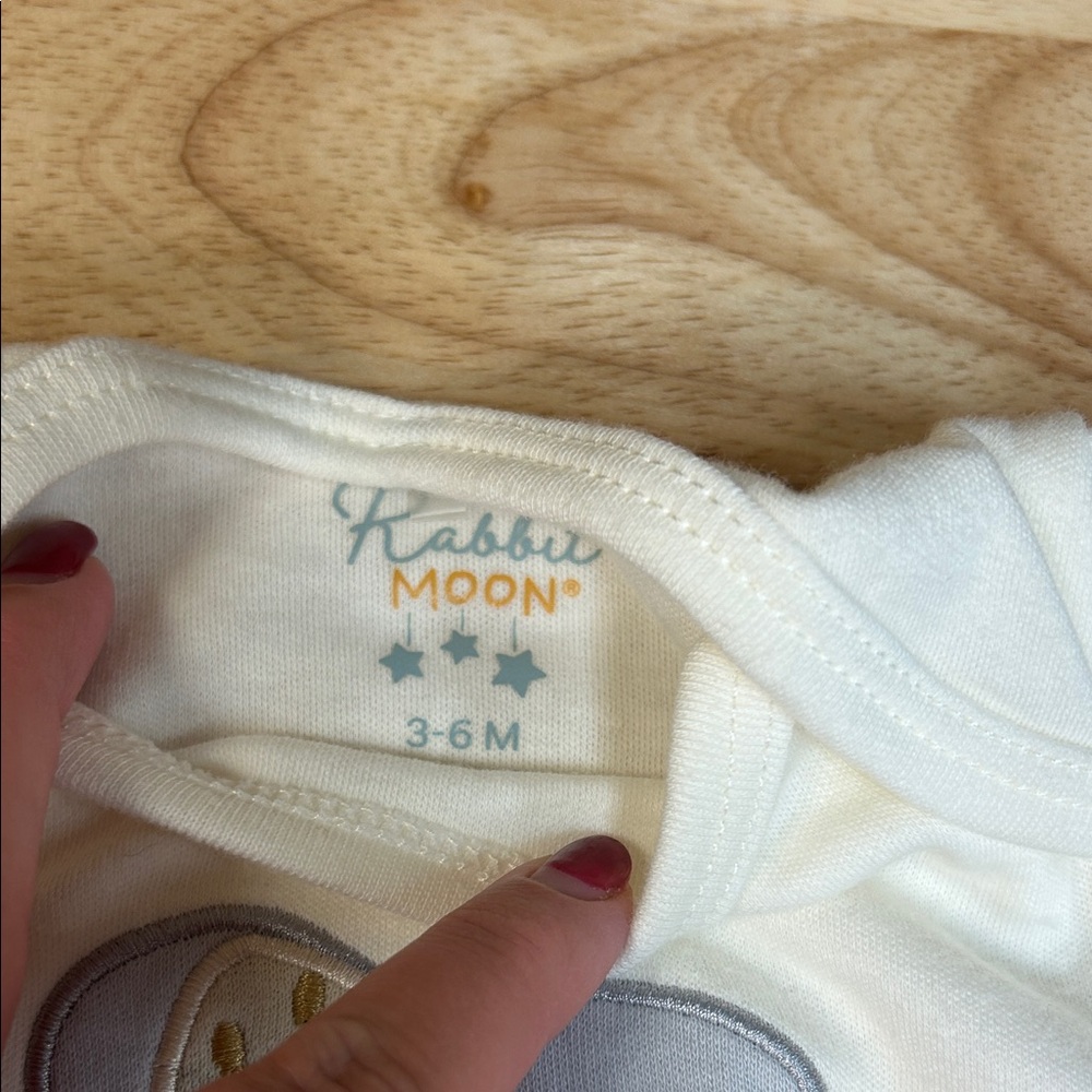 Baby Footed Two-Piece Set in Cream with Animal Prints Gender Neutral - Picture 4 of 6